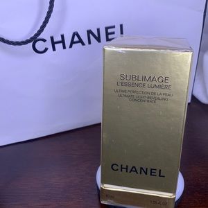 CHANEL Sublimage L’Essence Lumiere Ultimate Light Revealing Concentrate Unopened